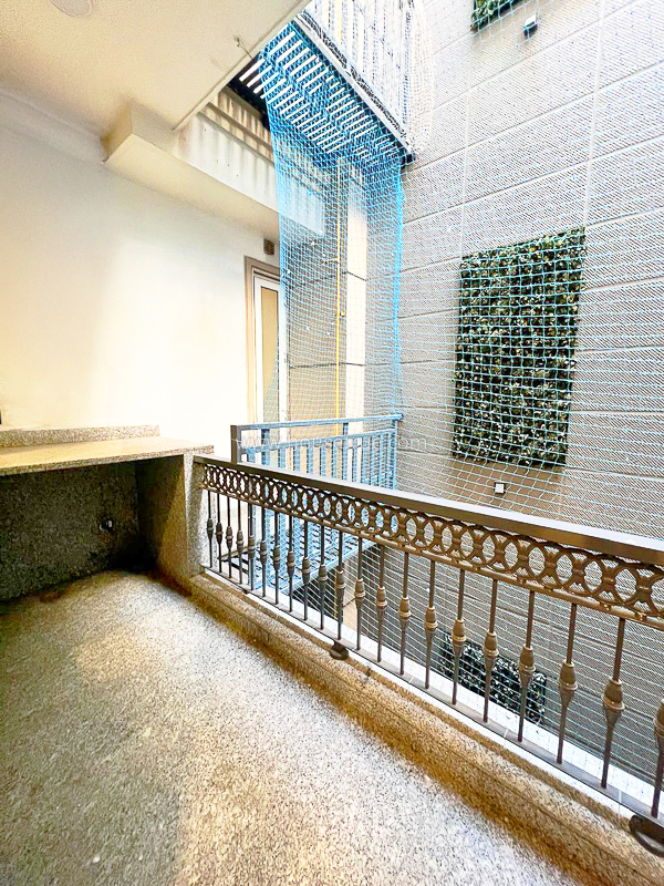 3 BHK Flat For Rent in Defence Colony