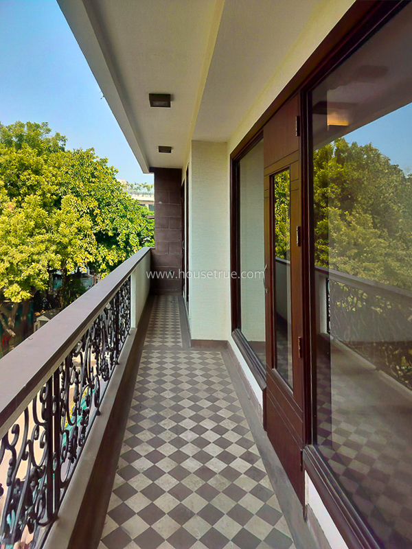 3 BHK Builder Floor For Rent in Safdarjung Development Area