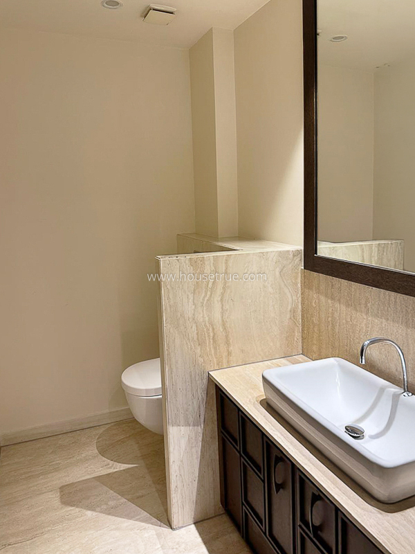 4 BHK Flat For Sale in Vasant Vihar