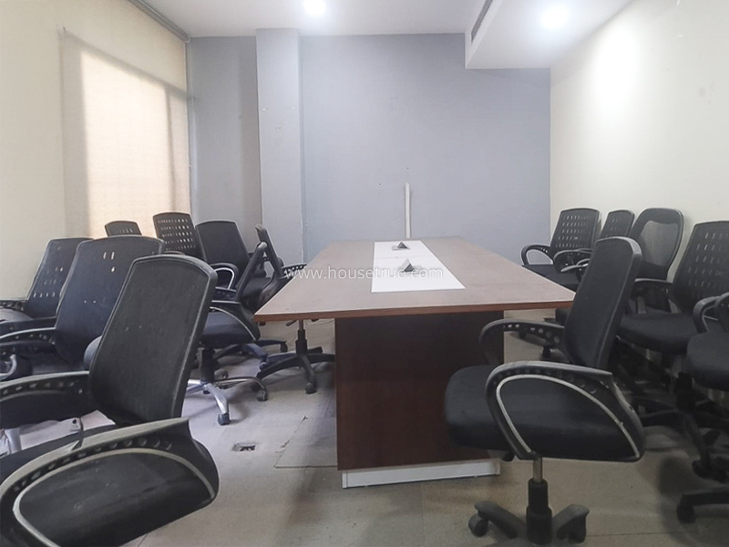 Office Space Lease in Green Park