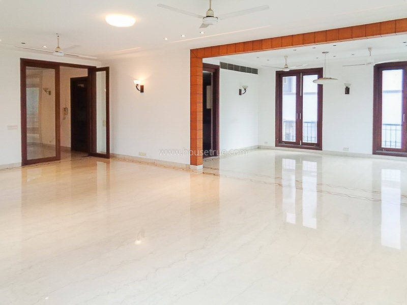 5 BHK Flat For Sale in Greater Kailash Part 2