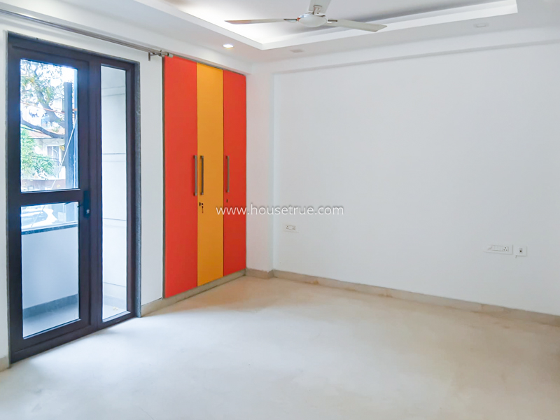 3 BHK Flat For Rent in Defence Colony