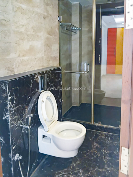 3 BHK Flat For Rent in Defence Colony