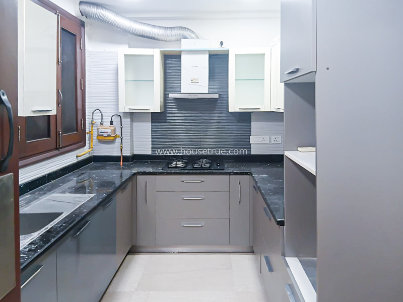 3 BHK Flat For Rent in Defence Colony