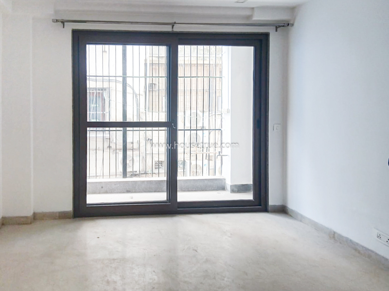 3 BHK Flat For Rent in Defence Colony