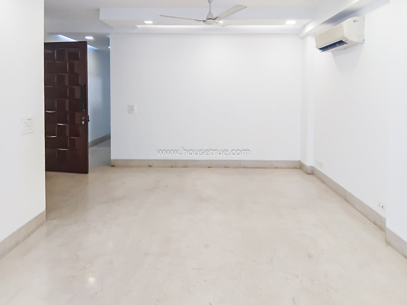 3 BHK Flat For Rent in Defence Colony