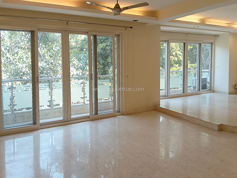 4 BHK Flat For Rent in New Friends Colony