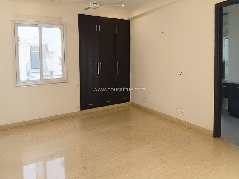 4 BHK Flat For Rent in New Friends Colony