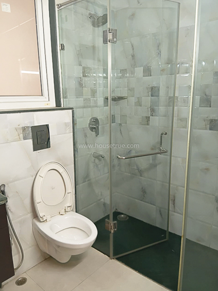 4 BHK Flat For Rent in New Friends Colony