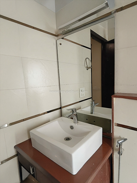 4 BHK Flat For Rent in New Friends Colony