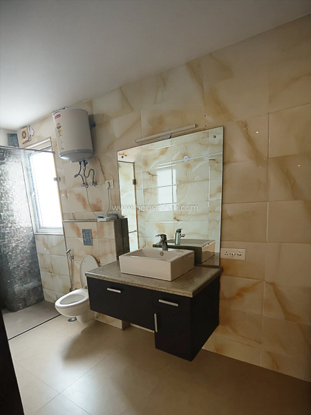 4 BHK Flat For Rent in New Friends Colony