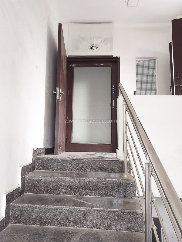 Office Space Lease in Green Park