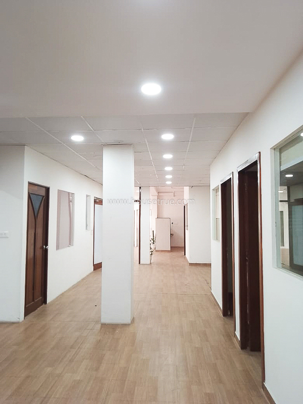 Office Space Lease in Green Park