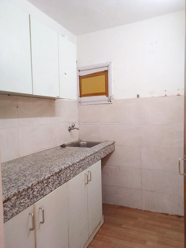 Office Space Lease in Green Park