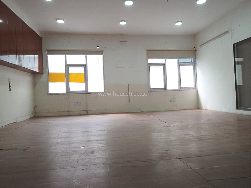 Office Space Lease in Green Park