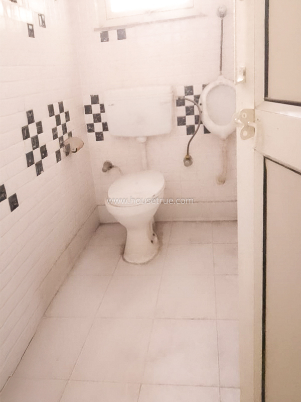 Office Space Lease in Okhla Industrial Area Phase 2