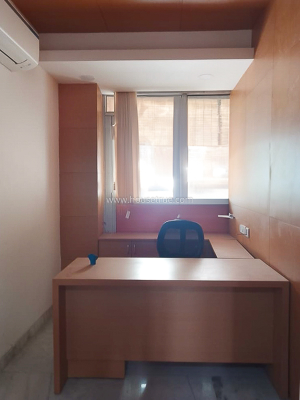 Office Space Lease in Green Park