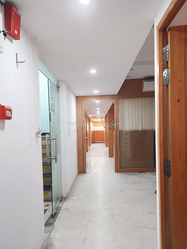 Office Space Lease in Green Park