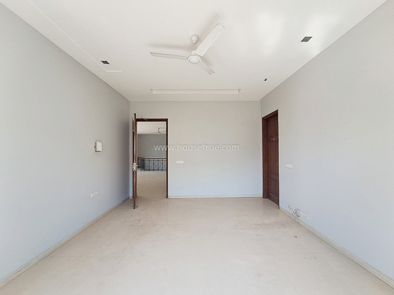 6 BHK Farm House For Sale in Chattarpur