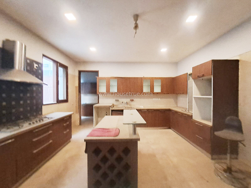 6 BHK Farm House For Sale in Chattarpur