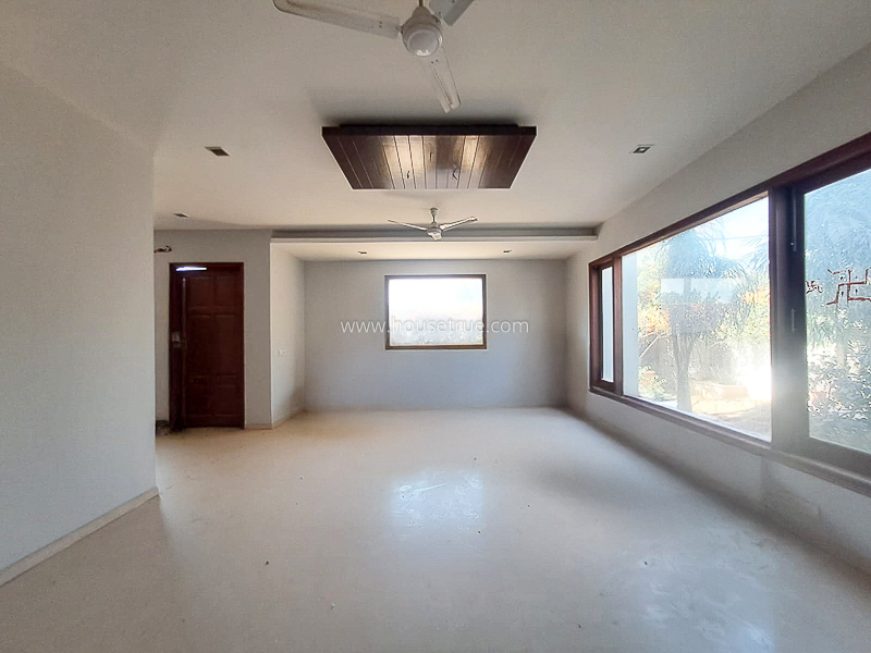 6 BHK Farm House For Sale in Chattarpur