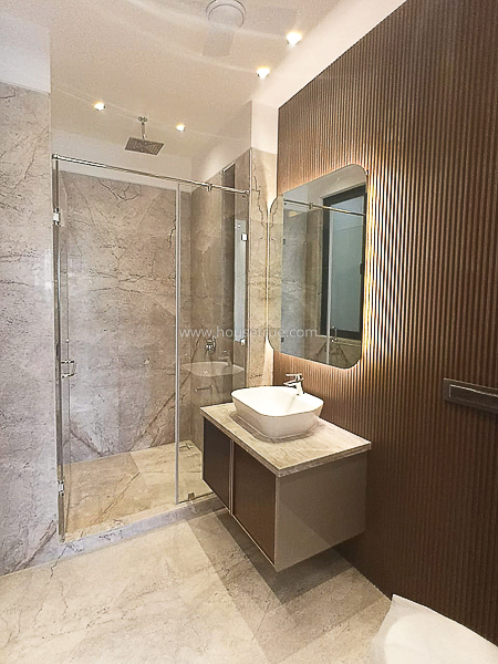 3 BHK Builder Floor For Sale in Greater Kailash Part 1