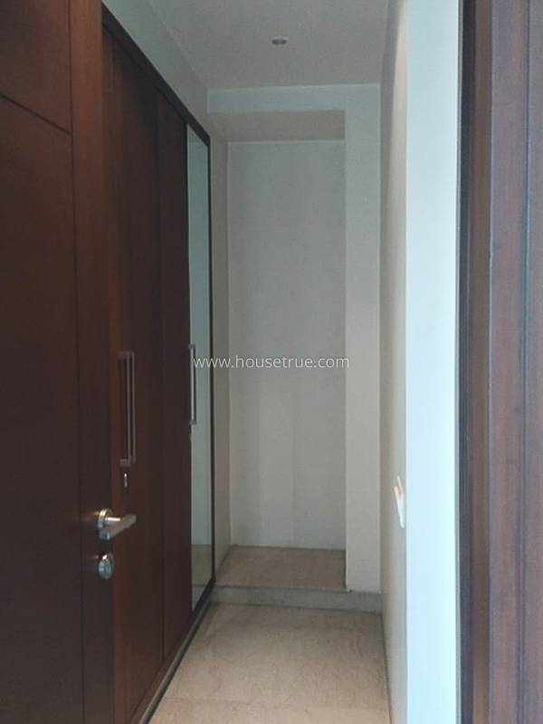 4 BHK Flat For Sale in Greater Kailash Part 1