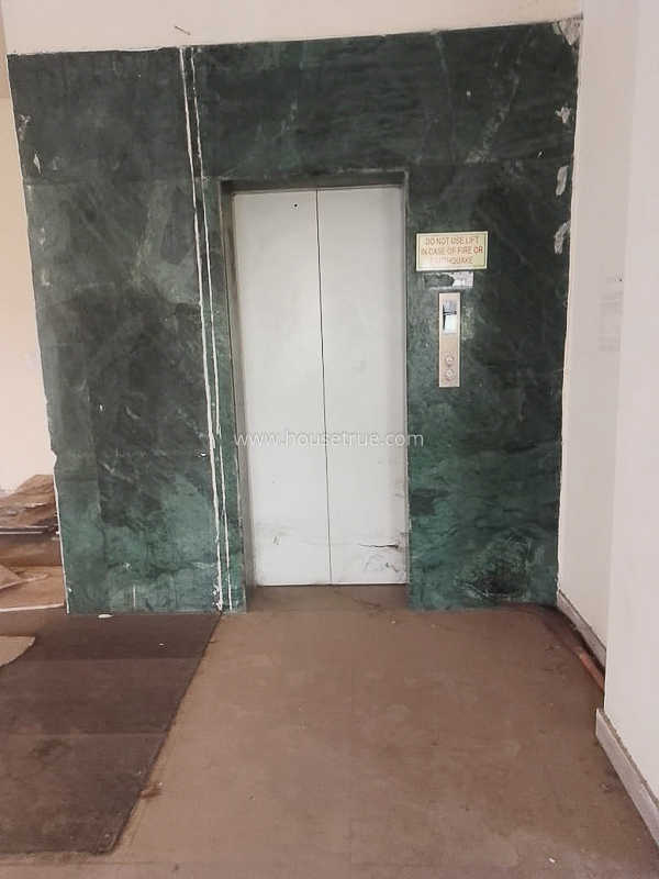 Office Space Lease in Okhla Industrial Area Phase 1