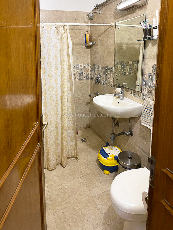 3 BHK Flat For Sale in Greater Kailash Part 1