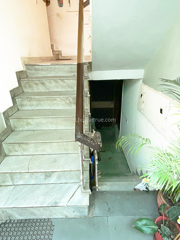 3 BHK Flat For Sale in Greater Kailash Part 1