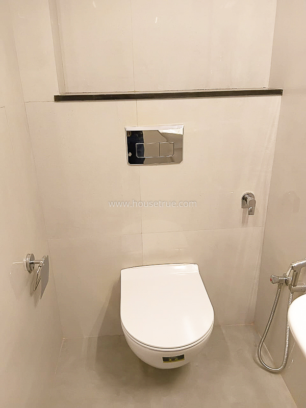 3 BHK Flat For Rent in Defence Colony