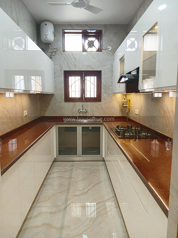 3 BHK Flat For Rent in Defence Colony