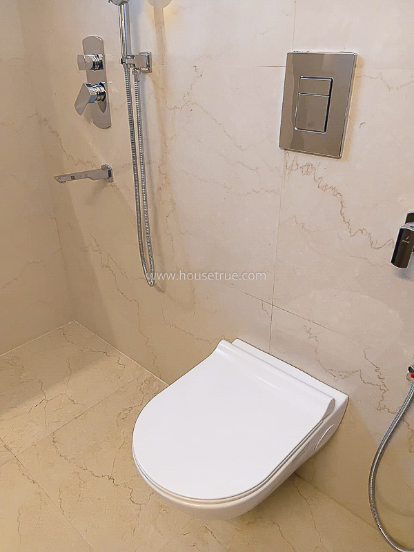 3 BHK Flat For Rent in Defence Colony