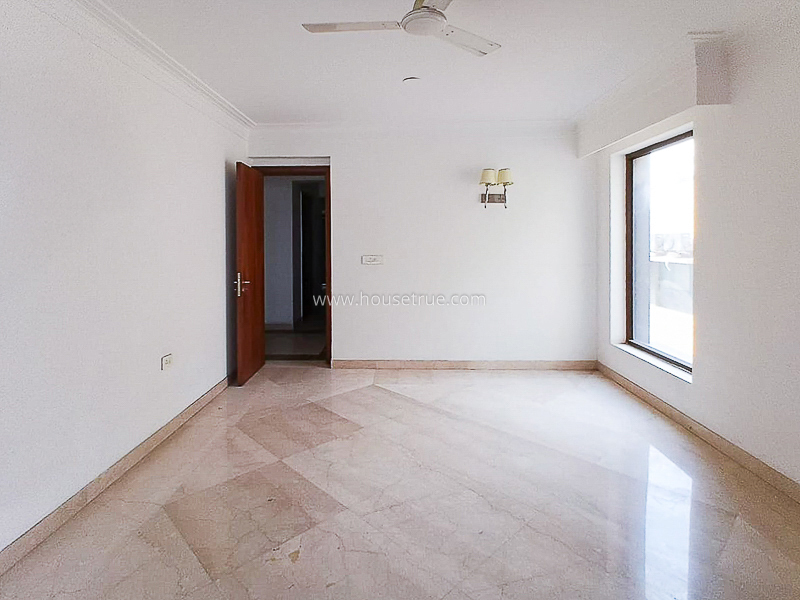 4 BHK Flat For Sale in New Friends Colony