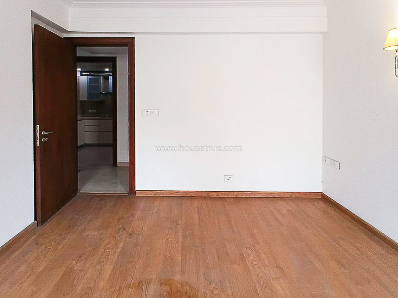 4 BHK Flat For Sale in New Friends Colony