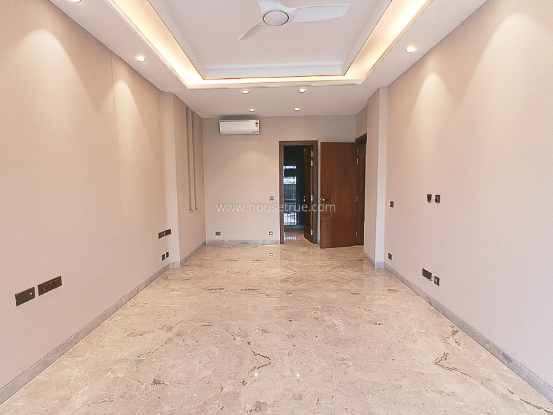 4 BHK Flat For Sale in Greater Kailash Part 1