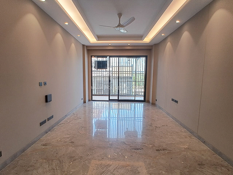 4 BHK Flat For Sale in Greater Kailash Part 1