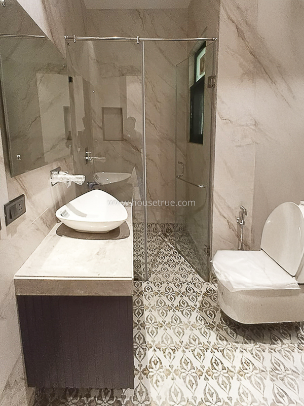 4 BHK Flat For Sale in Greater Kailash Part 1
