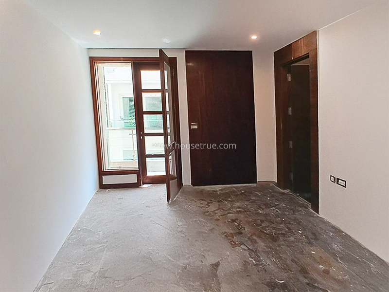 4 BHK Flat For Sale in Greater Kailash Part 1