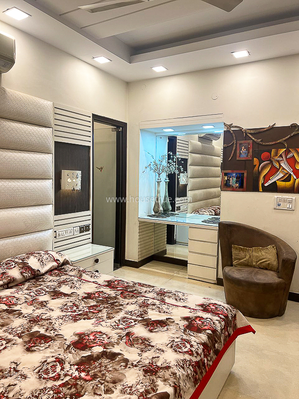 3 BHK Builder Floor For Rent in Uday Park