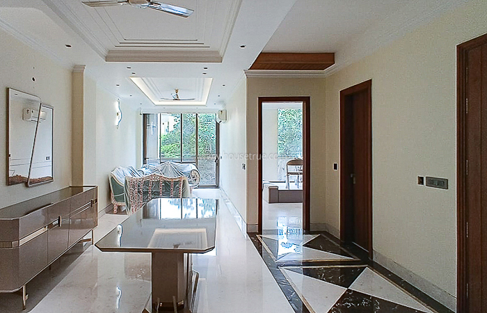 2 BHK Flat For Rent in Defence Colony