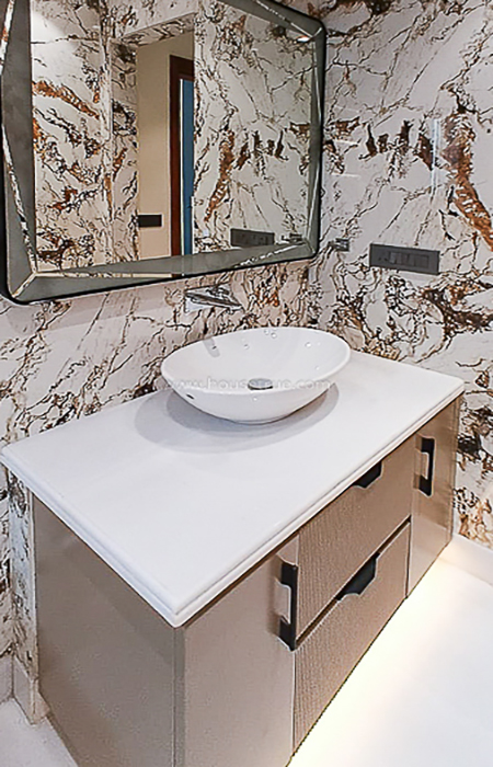 2 BHK Flat For Rent in Defence Colony