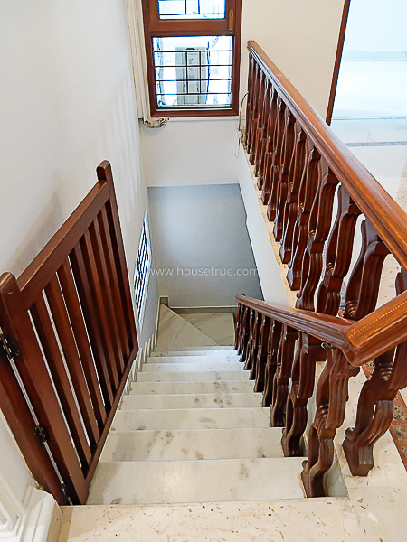 5 BHK Flat For Rent in Defence Colony
