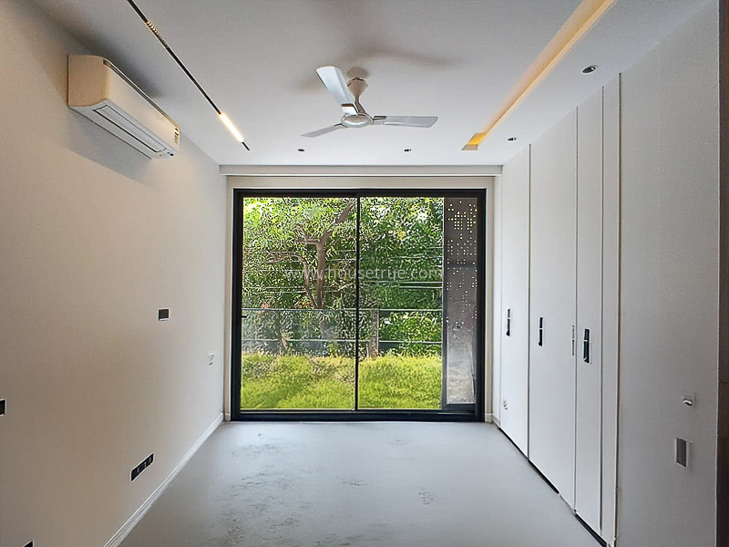 3 BHK Builder Floor For Sale in Greater Kailash Part 2