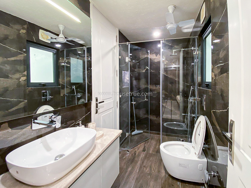 3 BHK Builder Floor For Rent in Defence Colony