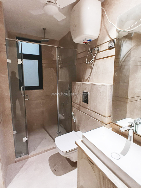 4 BHK Flat For Rent in Gulmohar Park