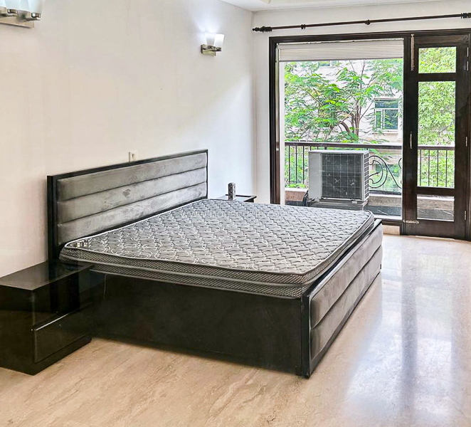 3 BHK Flat For Rent in Safdarjung Enclave