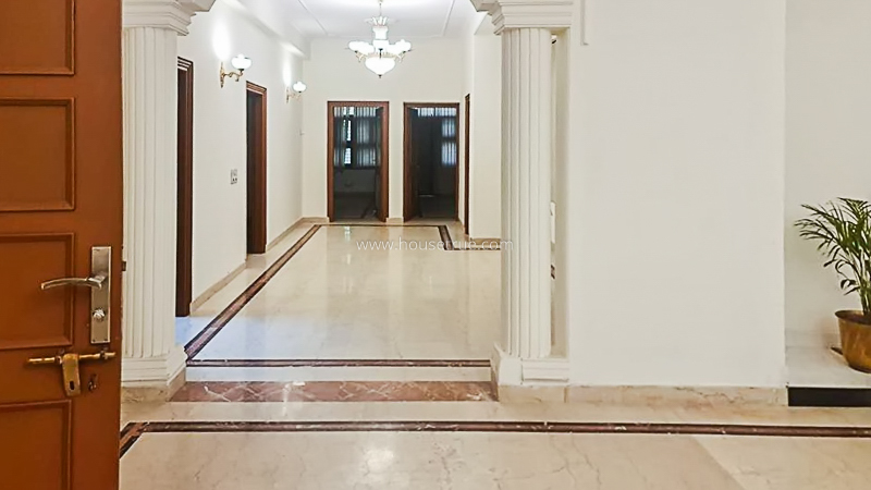 4 BHK Flat For Rent in South Extension 2