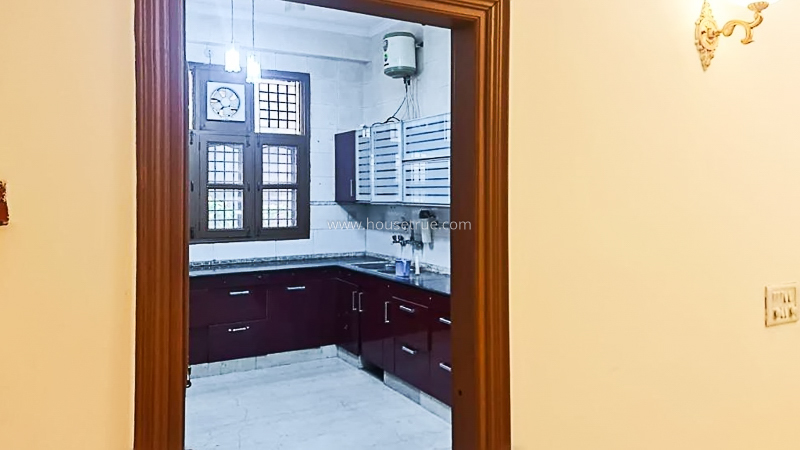4 BHK Flat For Rent in South Extension 2