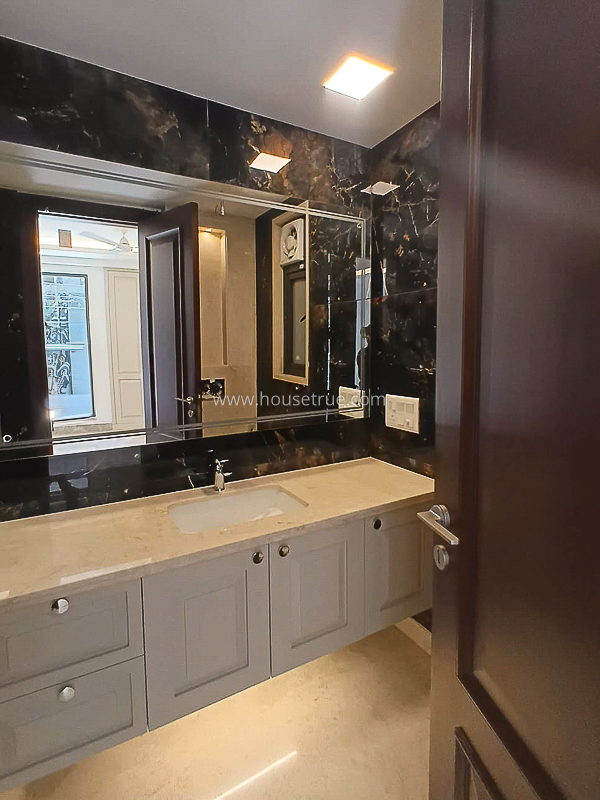 4 BHK Builder Floor For Sale in Greater Kailash Part 2